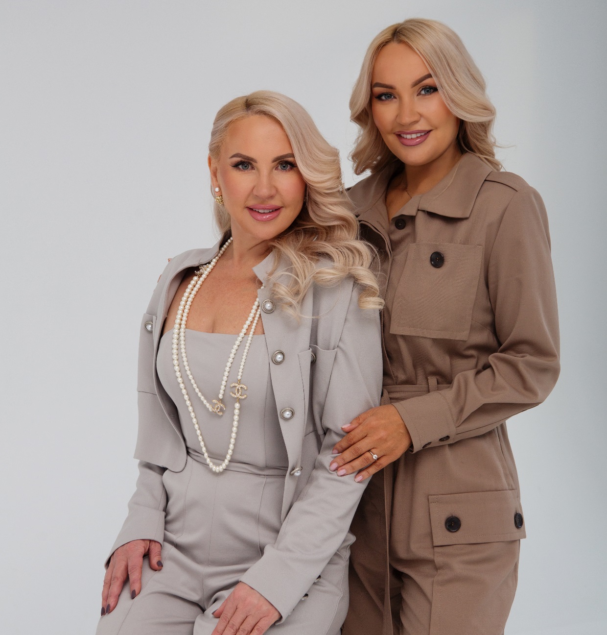 Евгения и Анна — дочери основательницы