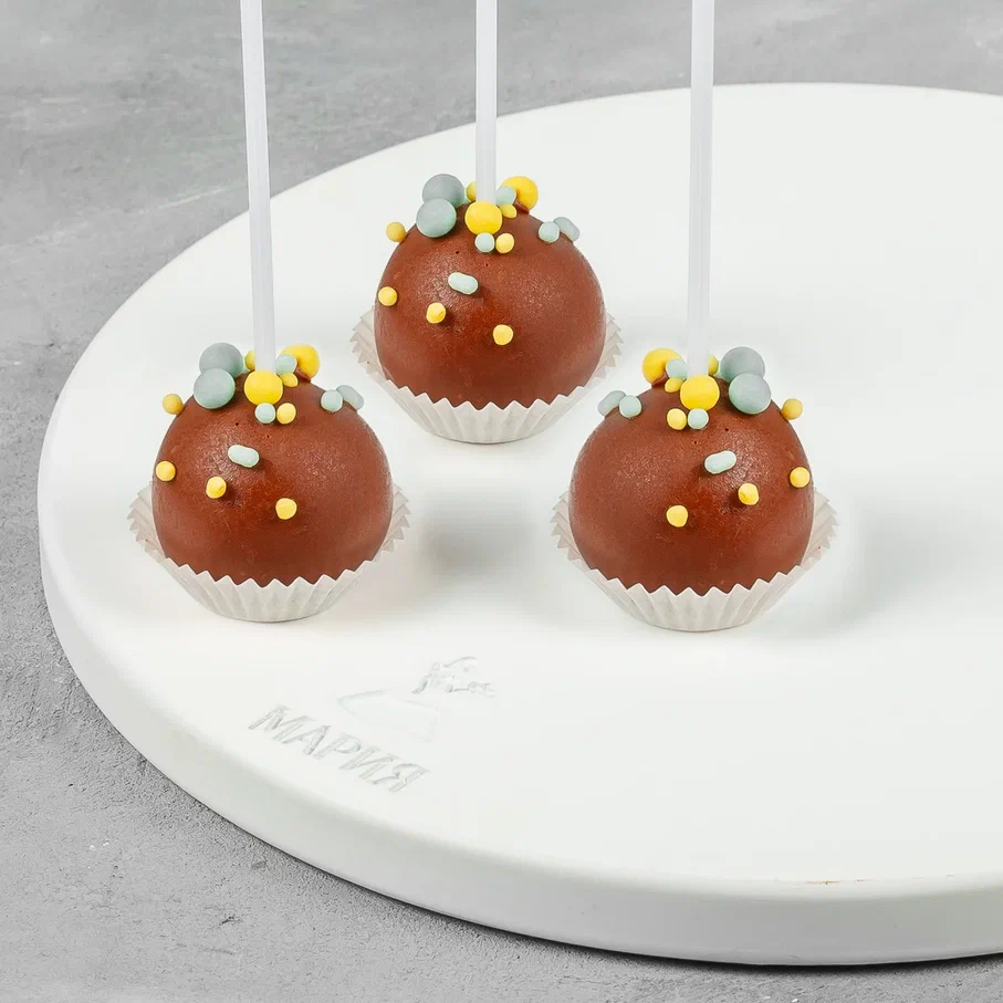 Кейк-попс в молочном шоколаде