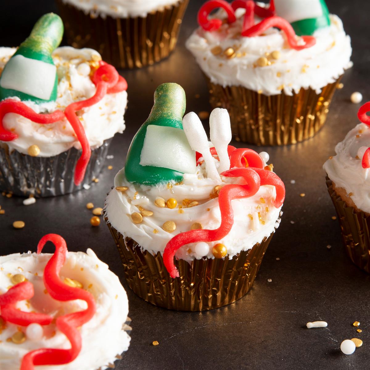 New-Year-s-Eve-Cupcakes_EXPS_FT20_48339_F_1215_1.jpg New-Year-s-Eve-Cupcakes_EXPS_FT20_48339_F_1215_1.jpg