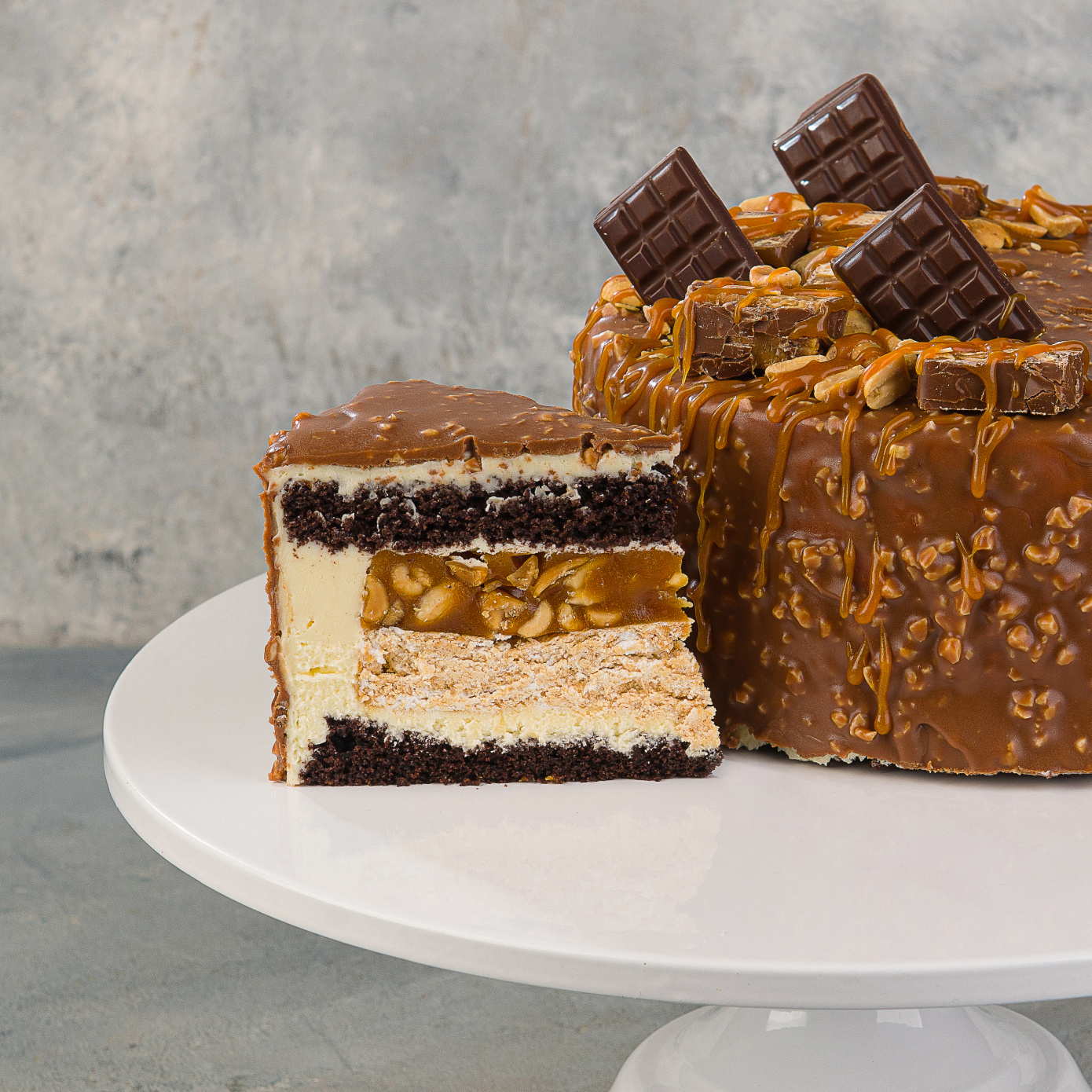 Торт арахис-нуга-карамель