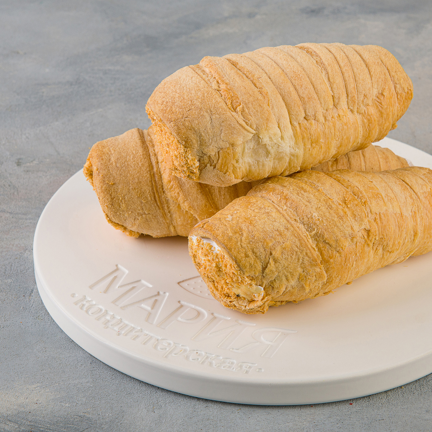 Пирожное трубочка с белковым кремом Пирожное трубочка с белковым кремом