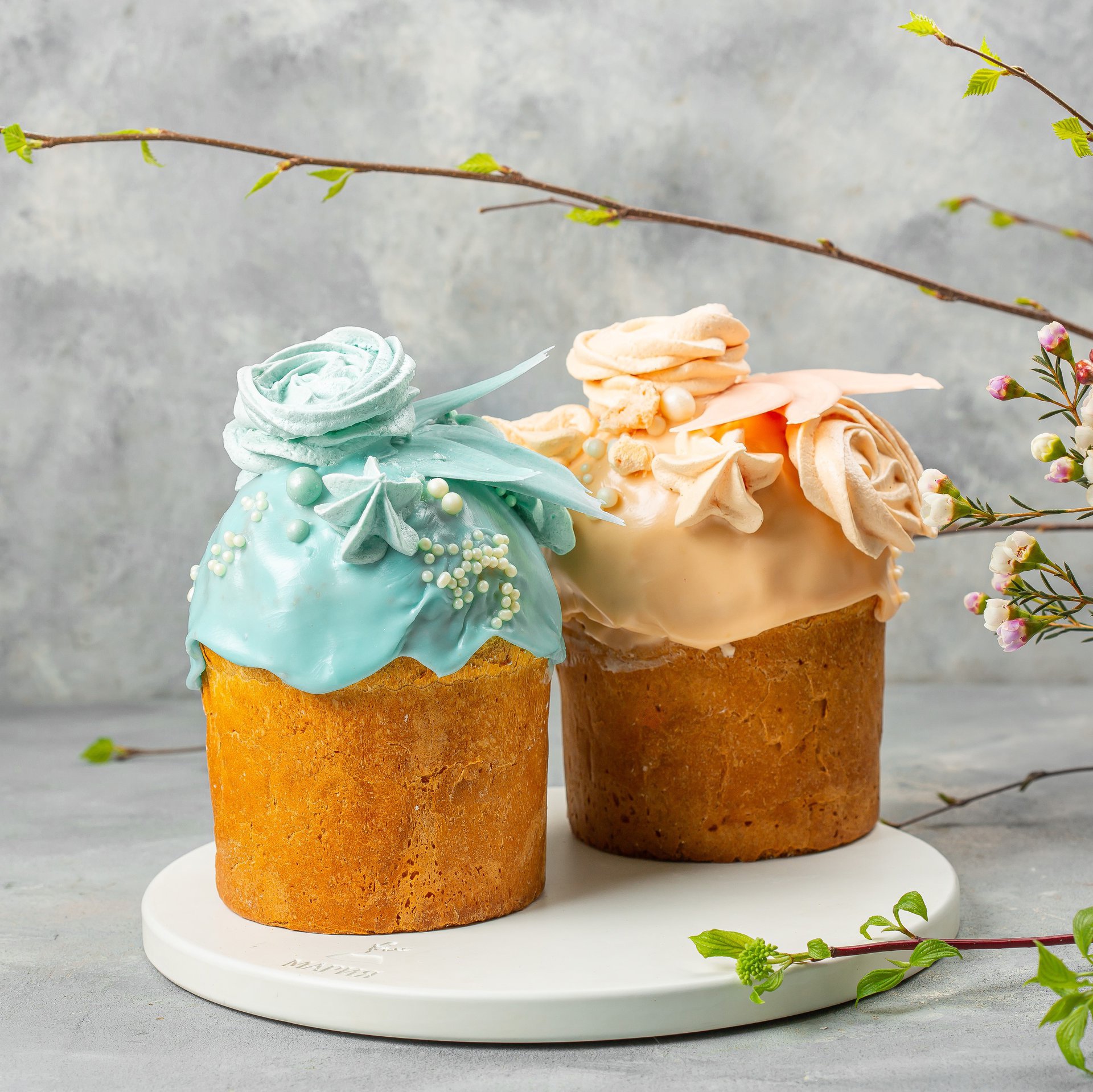 Кулич с дизайном