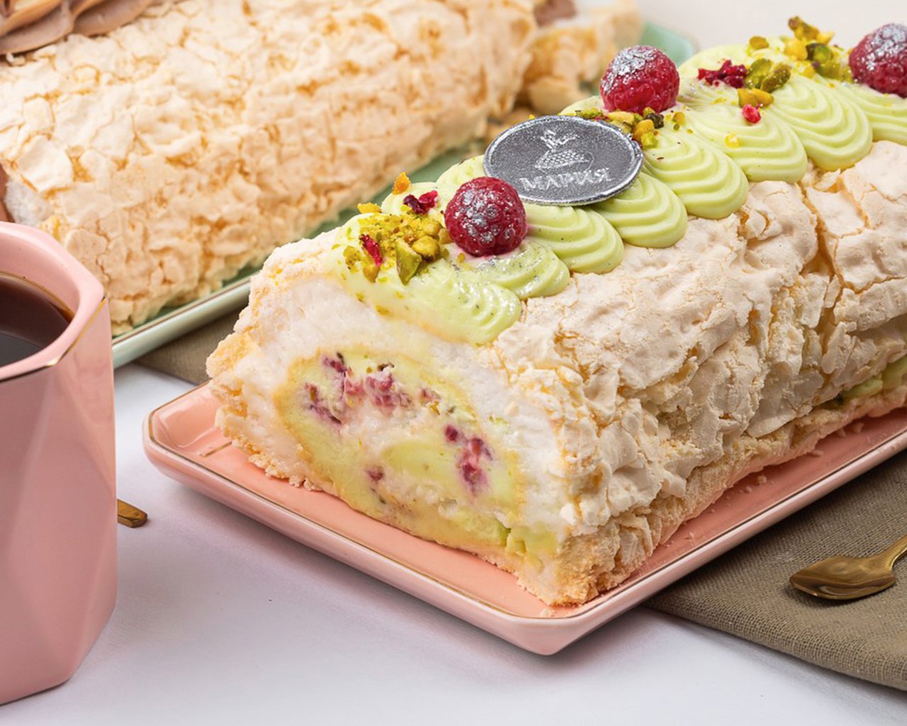 Меренговый рулет Меренговый рулет