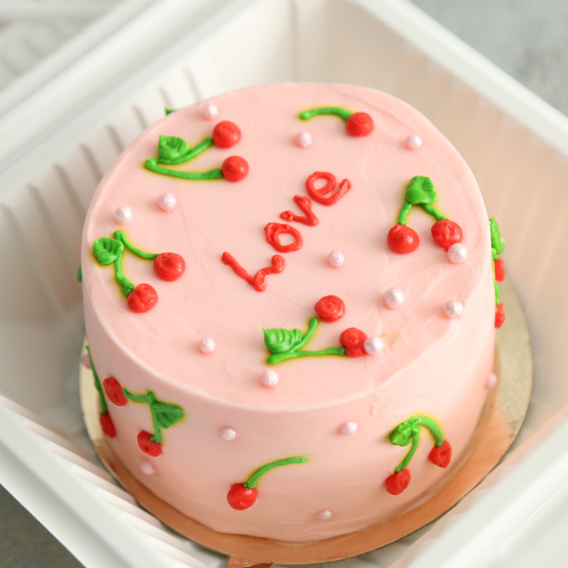 Бенто-торт с вишенками