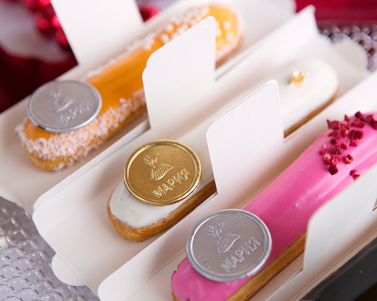 Эклеры в упаковке Эклеры в упаковке