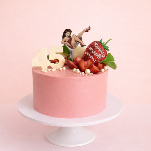 Торт с клубникой и печатью