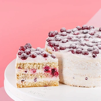 Торт "Домашний с брусникой" Торт "Домашний с брусникой"